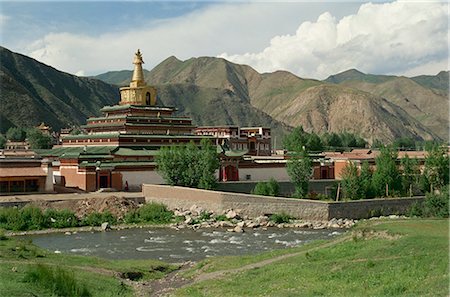 Stupas (chortens), Labrang Tibetan Monastery, Gansu, China, Asia Stock Photo - Rights-Managed, Code: 841-02901244