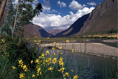 simsearch:841-02921001,k - La rivière de la vallée de l'Urubamba, continue vers le bas de la gorge au-delà de Machu Picchu, au Pérou, en Amérique du Sud Photographie de stock - Rights-Managed, Code: 841-02901449