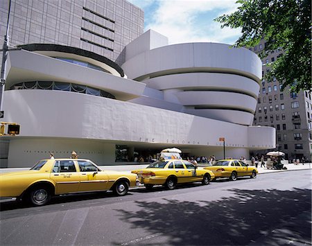 simsearch:841-02915544,k - Guggenheim Museum on 5th Avenue, New York City, New York State, United States of America, North America Foto de stock - Con derechos protegidos, Código: 841-02901537