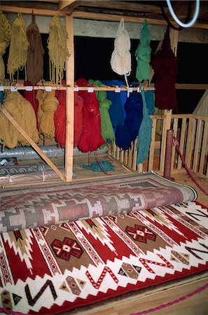 Local rug factory, village of Puyuhuapi, Chilean Fjords, Chile, South America Foto de stock - Direito Controlado, Número: 841-02901681