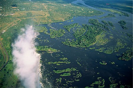 Victoria Falls (Mosi-oa-Tunya), UNESCO World Heritage Site, Zimbabwe, Africa Foto de stock - Con derechos protegidos, Código: 841-02902285