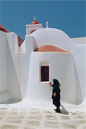 Vieille femme, Hora, Mykonos, Cyclades, îles grecques, Grèce, Europe Photographie de stock - Rights-Managed, Code: 841-02903564