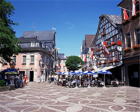 simsearch:841-02919277,k - Cafes in the centre of town, Ahrweiler Town, Ahr Valley, Rhineland Palatinate, Germany, Europe Foto de stock - Direito Controlado, Número: 841-02903590