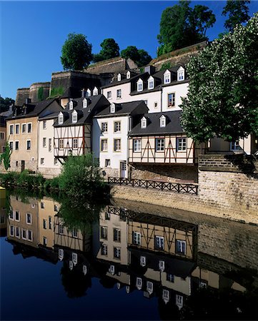 Häuser entlang des Flusses in die alte Stadt, Luxemburg Stadt, Luxemburg, Europa Stockbilder - Lizenzpflichtiges, Bildnummer: 841-02914780