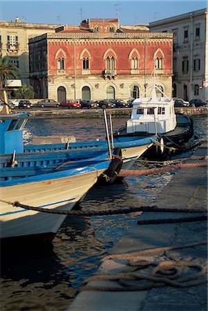 syracuse italy - Island of Ortygia, Syracuse, Sicily, Italy, Mediterranean, Europe Stock Photo - Rights-Managed, Code: 841-02914893