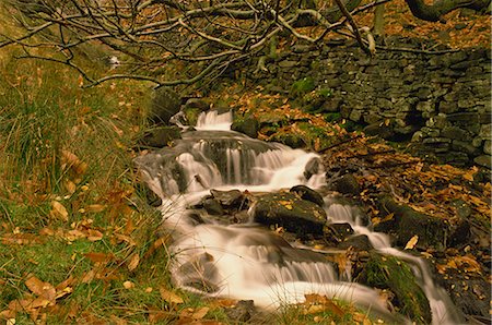 simsearch:841-06616870,k - Stream running through Grindsbrook, Edale, Peak District National Park, Derbyshire, England, United Kingdom, Europe Stock Photo - Rights-Managed, Code: 841-02914967