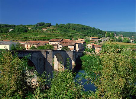 Le Pont, Chambonas, near Les Vans, Ardeche, Rhone-Alpes, France, Europe Foto de stock - Con derechos protegidos, Código: 841-02915013