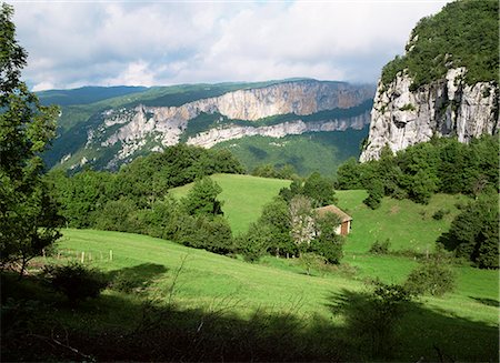 simsearch:841-03030569,k - Combe Laval, Parc Naturel Regional du Vercors, Drome, Rhone Valley, Rhone Alpes, French Alps, France, Europe Stock Photo - Rights-Managed, Code: 841-02915091
