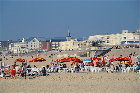 simsearch:841-02945267,k - Café de la plage, Berck-sur-Mer, Pas-de-Calais, France, Europe Photographie de stock - Rights-Managed, Code: 841-02915207