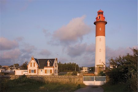 picardie - Phare, Le Hourdel, Cote Picardie, Picardie, France, Europe Photographie de stock - Rights-Managed, Code: 841-02915328