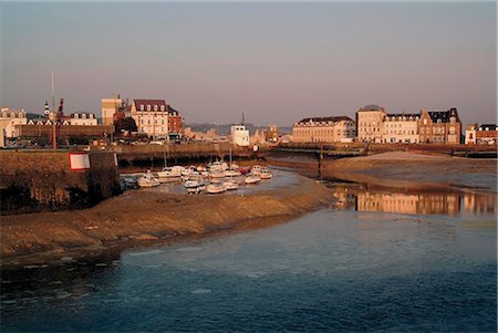 seine maritime - Fishing port of Le Treport at the mouth of the River Bresle, Seine Maritime, Normandy, France, Europe Stock Photo - Rights-Managed, Code: 841-02915333