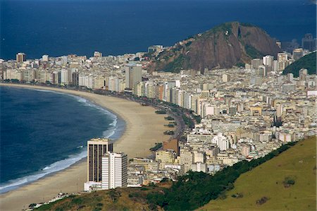 simsearch:841-06447629,k - Overlooking Copacabana Beach from Sugarloaf (Sugar Loaf) Mountain, Rio de Janeiro, Brazil, South America Foto de stock - Con derechos protegidos, Código: 841-02915569