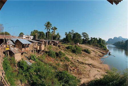 simsearch:841-02917584,k - Stilt houses along the bank of the Xe Beng Fai River, Mahaxai, Khammouan province, Laos, Indochina, Southeast Asia, Asia Foto de stock - Con derechos protegidos, Código: 841-02915690