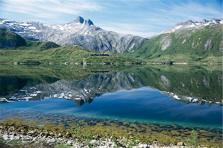 simsearch:841-02914940,k - Tjongsfjorden, sur le cercle polaire arctique, Kystriksveien coast road, Norvège, Scandinavie, Europe Photographie de stock - Rights-Managed, Code: 841-02915734