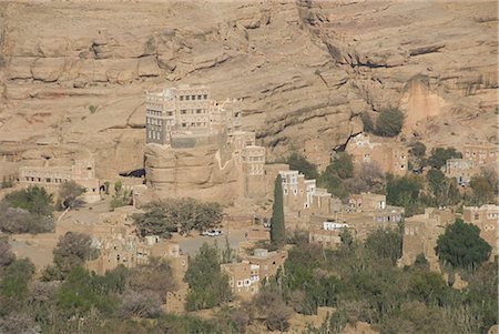 Dhar Alhajr (Palais de l'Iman), construit sur un rocher de grès, Wadi Dhahr, près de sanaa (Yémen), Moyen Orient Photographie de stock - Rights-Managed, Code: 841-02915875