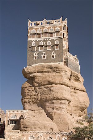 Dhar Alhajr (der Iman Palast), gebaut auf einem Sandstein Kletterfelsen, Wadi Dhahr, in der Nähe von Sanaa, Jemen, Naher Osten Stockbilder - Lizenzpflichtiges, Bildnummer: 841-02915876