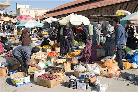 Matin marché fruits et légumes, Bandar Abbas, sud de l'Iran, Moyen Orient Photographie de stock - Rights-Managed, Code: 841-02915894