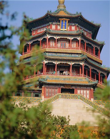 summer palace - The ornate Tower of Fragrance of the Buddha, Summer Palace, Beijing, China Foto de stock - Con derechos protegidos, Código: 841-02915999