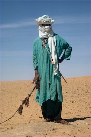 Tuareg man in traditional dress, Algeria, Africa Stock Photo - Rights-Managed, Code: 841-02915992