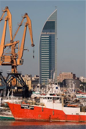 simsearch:841-02992659,k - Antel tower and docks, Montevideo, Uruguay, South America Foto de stock - Con derechos protegidos, Código: 841-02916281