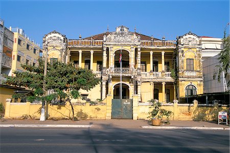 simsearch:841-02915634,k - Colonial building, Phnom Penh, Cambodia, Indochina, Southeast Asia, Asia Stock Photo - Rights-Managed, Code: 841-02916473