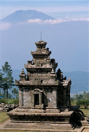 Gedong Songo Temple, in group of 111 Hindu temples dating from 730 to 780 AD, on slopes of Gunung Ungaran, near Bandungan, island of Java, Indonesia, Southeast Asia, Asia Stock Photo - Rights-Managed, Code: 841-02916544