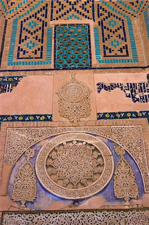 sufi - Detail of the hallway, Sufi shrine of Gazargah, Herat, Herat Province, Afghanistan, Asia Foto de stock - Con derechos protegidos, Código: 841-02916697