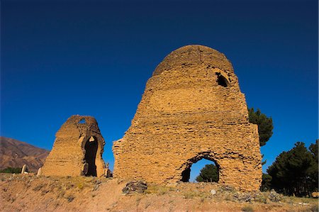 Chist-I-Sharif, Ghorid (12th century) ruins believed to be a mausoleum or madrassa, Ghor (Ghur) (Ghowr) Province, Afghanistan, Asia Stock Photo - Rights-Managed, Code: 841-02916715