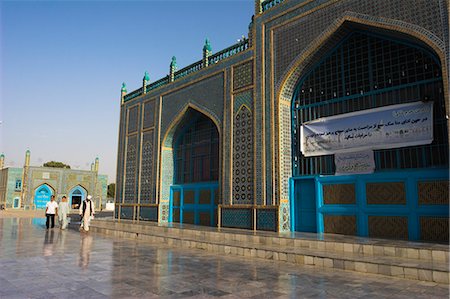 Pilgrims at the Shrine of Hazrat Ali, who was assassinated in 661, Mazar-I-Sharif, Balkh province, Afghanistan, Asia Stock Photo - Rights-Managed, Code: 841-02916750