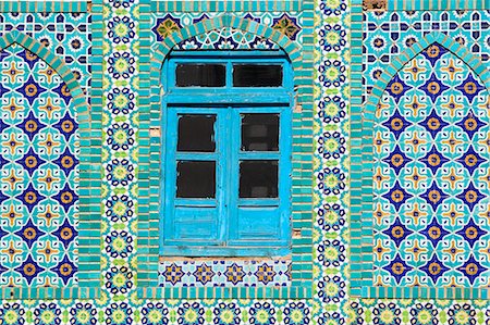 santuario - Tiling round blue window, Shrine of Hazrat Ali, who was assissinated in 661, Mazar-I-Sharif, Balkh province, Afghanistan, Asia Foto de stock - Con derechos protegidos, Código: 841-02916804
