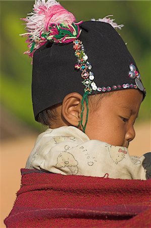 simsearch:841-02917012,k - Ann baby, Ann village, Kengtung (Kyaing Tong), Shan State, Myanmar (Burma), Asia Stock Photo - Rights-Managed, Code: 841-02917015