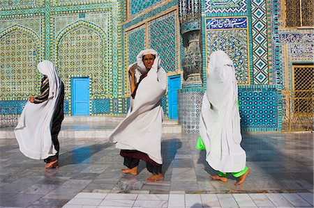 Women pilgrims at the Shrine of Hazrat Ali, who was assassinated in 661, Mazar-I-Sharif, Afghanistan, Asia Stock Photo - Rights-Managed, Code: 841-02917167