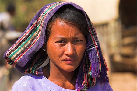 pagan travel photography - Woman, Ananda festival, Ananda Pahto (Temple), Old Bagan, Bagan (Pagan), Myanmar (Buyrma), Asia Foto de stock - Con derechos protegidos, Código: 841-02917281