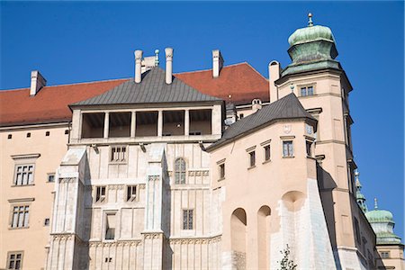 polish castle - Wawel Castle, Wawel Hill, Krakow, Poland, Europe Stock Photo - Rights-Managed, Code: 841-02917431