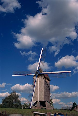simsearch:841-02944124,k - Windmühle in Lille, Nord Pas De Calais, Frankreich, Europa Stockbilder - Lizenzpflichtiges, Bildnummer: 841-02917642