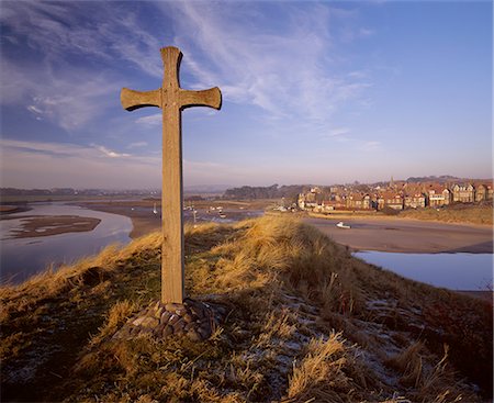 simsearch:841-02915036,k - View from Church Hill across the Aln Estuary towards Alnmouth bathed in the warm light of a winter's afternoon, Alnmouth, Alnwick, Northumberland, England, United Kingdom, Europe Foto de stock - Con derechos protegidos, Código: 841-02918146