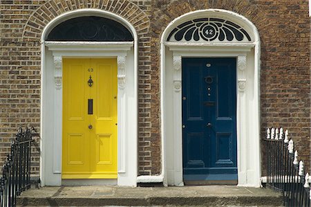 Two doorways with painted doors on Bride Street in Dublin, Eire, Europe Stock Photo - Rights-Managed, Code: 841-02918255