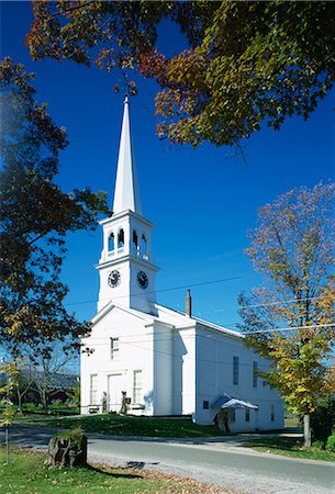 simsearch:841-02916059,k - The white church at Peacham in Vermont, New England, United States of America, North America Stock Photo - Rights-Managed, Code: 841-02918373