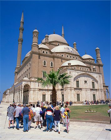 simsearch:841-03063640,k - Foules de touristes avant la Mohammed Ali mosquée, au Caire, en Égypte, en Afrique du Nord, l'Afrique Photographie de stock - Rights-Managed, Code: 841-02918430