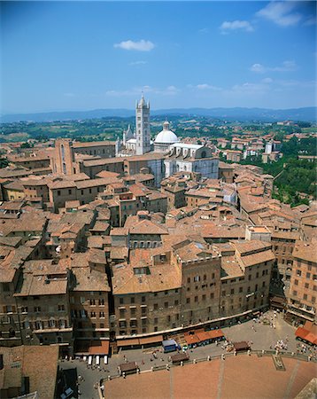 simsearch:841-02899681,k - Maisons et églises sur les toits de la ville de Sienne, patrimoine mondial de l'UNESCO, Toscane, Italie, Europe Photographie de stock - Rights-Managed, Code: 841-02918458