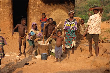 people of ghana africa - Kids pounding grain, Shiare village, eastern area, Ghana, West Africa, Africa Stock Photo - Rights-Managed, Code: 841-02918680