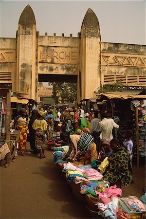 simsearch:841-02902248,k - Main entrance, Bobo-Dioulasso market, Burkina Faso, West Africa, Africa Foto de stock - Con derechos protegidos, Código: 841-02918780