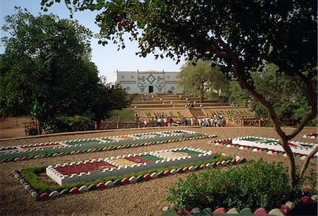 Jardin des Nations dans l'enceinte du Musée National, Niamey, Niger, Afrique de l'Ouest, Afrique Photographie de stock - Rights-Managed, Code: 841-02918794