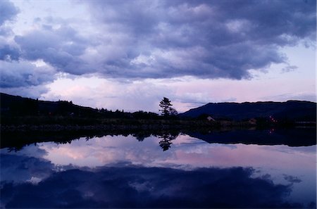 simsearch:841-03032089,k - Loch Ness, Highland region, Scotland, United Kingdom, Europe Stock Photo - Rights-Managed, Code: 841-02919004