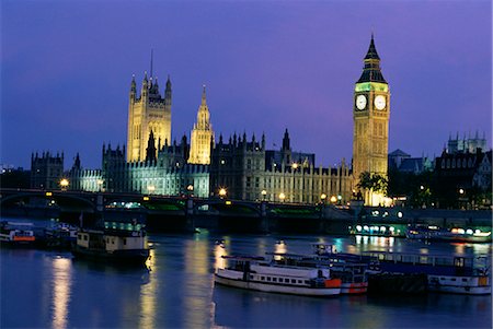 simsearch:841-05795487,k - Houses of Parliament across the River Thames, London, England, United Kingdom, Europe Foto de stock - Con derechos protegidos, Código: 841-02919053