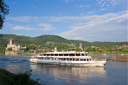 Croisière bateau à vapeur et Schloss Schonbuhel, Wachau, Basse-Autriche, Autriche, Europe Photographie de stock - Rights-Managed, Code: 841-02919191