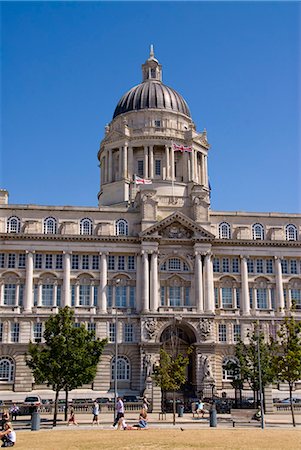 simsearch:841-03032062,k - Port of Liverpool Building, Liverpool, Merseyside, England, United Kingdom, Europe Stock Photo - Rights-Managed, Code: 841-02919429