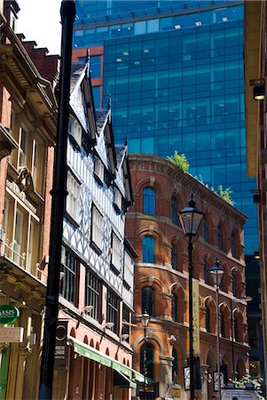 simsearch:841-02918116,k - Contrastes architectes, Manchester, Angleterre, Royaume-Uni, Europe Photographie de stock - Rights-Managed, Code: 841-02919522