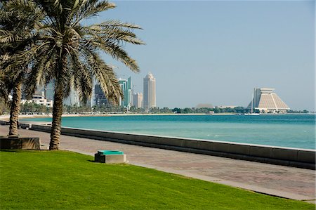 simsearch:841-07540333,k - Doha Bay waterfront, Doha, Qatar, Middle East Foto de stock - Con derechos protegidos, Código: 841-02919549