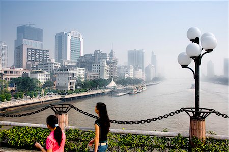 simsearch:841-02916036,k - Rivière et le paysage urbain, Guangzhou (Canton), Guangdong, Chine, Asie Photographie de stock - Rights-Managed, Code: 841-02919572